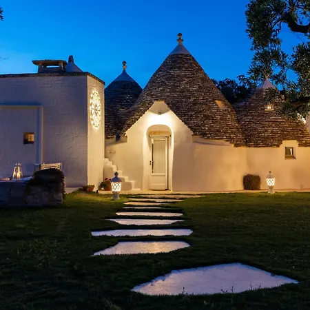 Trulli Rosalinda Luxury Βίλα